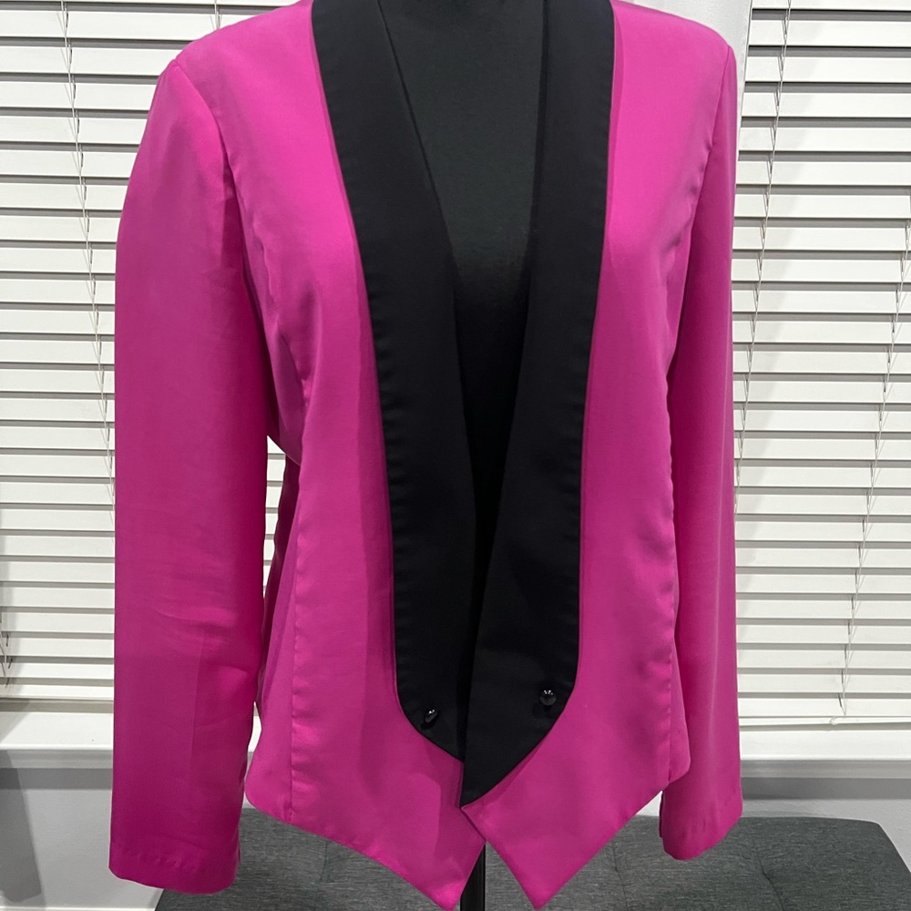 Kardashian Kollection Fuchsia and Black Tuxedo Blazer- Large